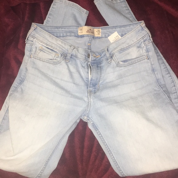 hollister light wash skinny jeans - Picture 2 of 3